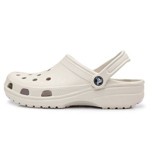 SANDÁLIA CROCS CLASSIC STUCCO OFF WHITE